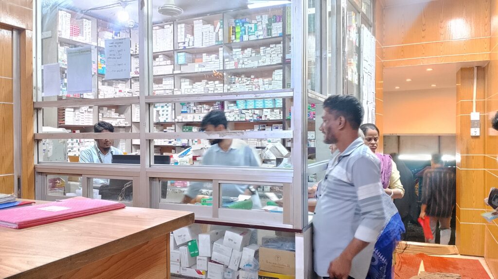 গ্রীন হসপিটাল এন্ড ডায়াগনস্টিক ল্যাব-এর ফার্মেসিতে রয়েছে সকল ঔষধের উপর বিশেষ ছাড়